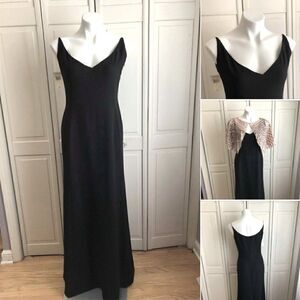 TAHARI Full Length Black Gown, Size 8 NWT